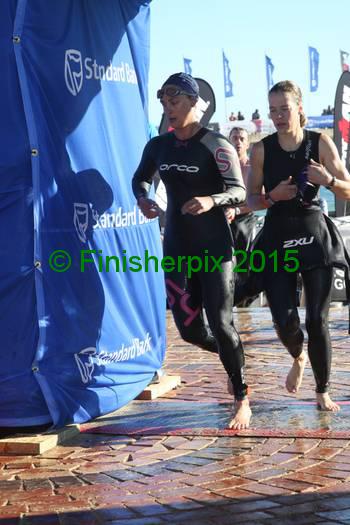 0995_002730 | Swim