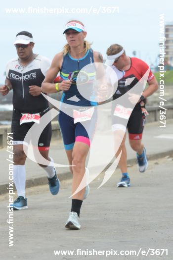3671_005592 | Run