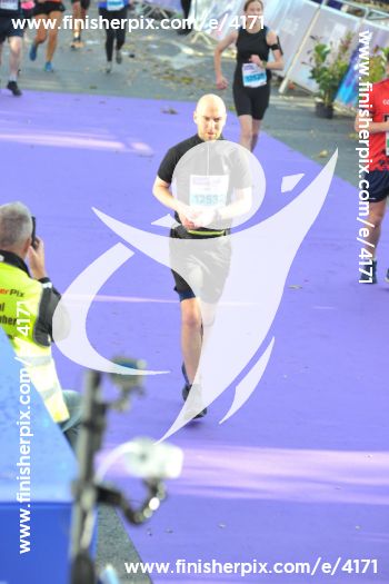 4171_378431 | Run